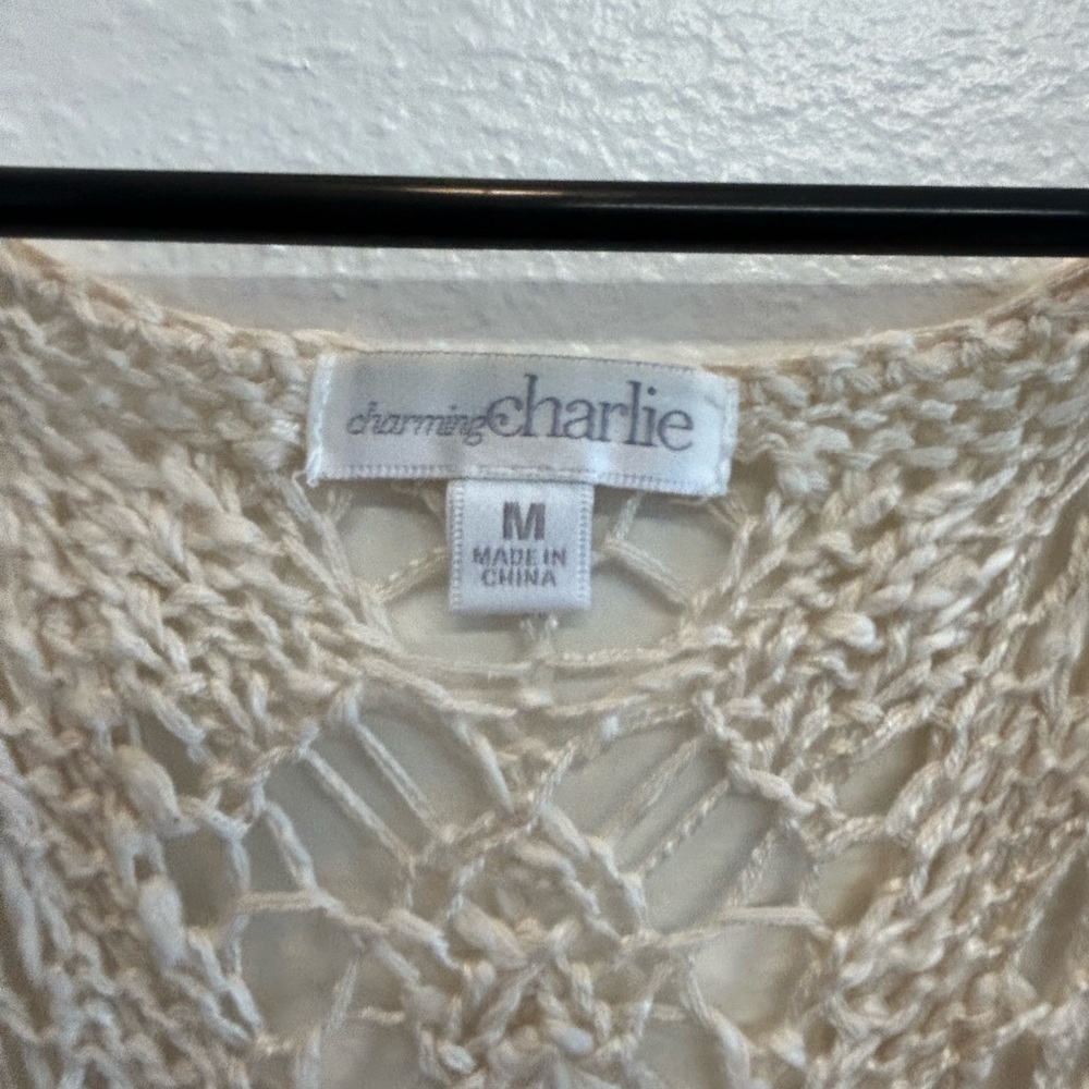 π
Open-Knit Design Cardigan π
- Picture 6 of 8